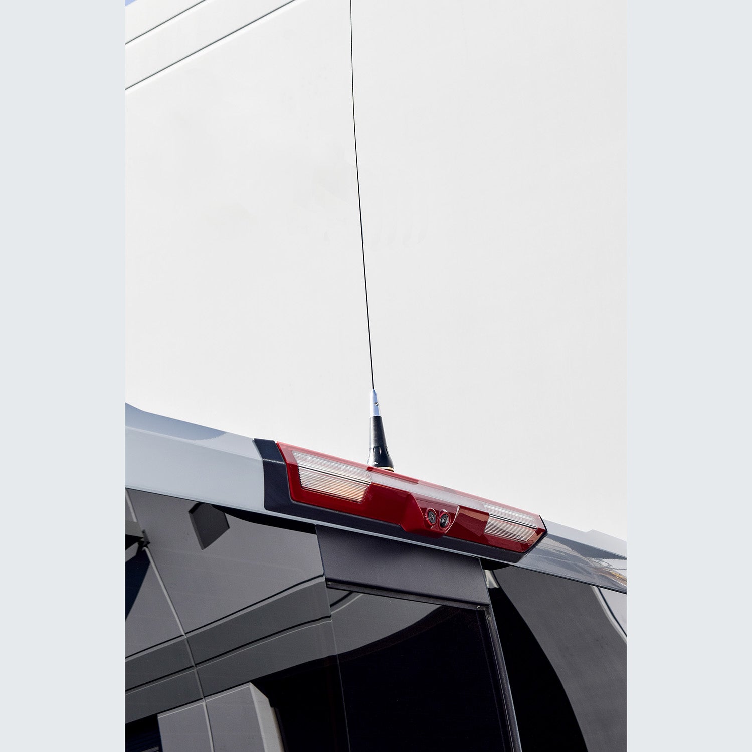 2019‑25 Chevy Silverado | GMC Sierra Antenna Mount