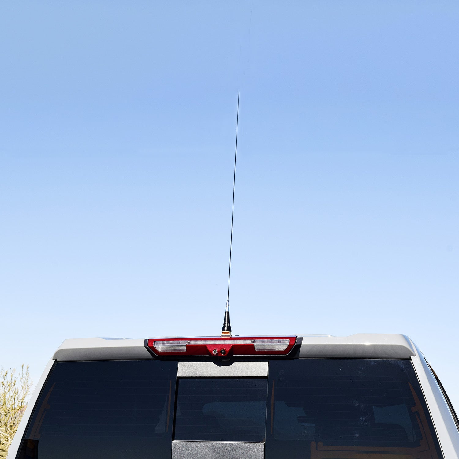 2019‑25 Chevy Silverado | GMC Sierra Antenna Mount