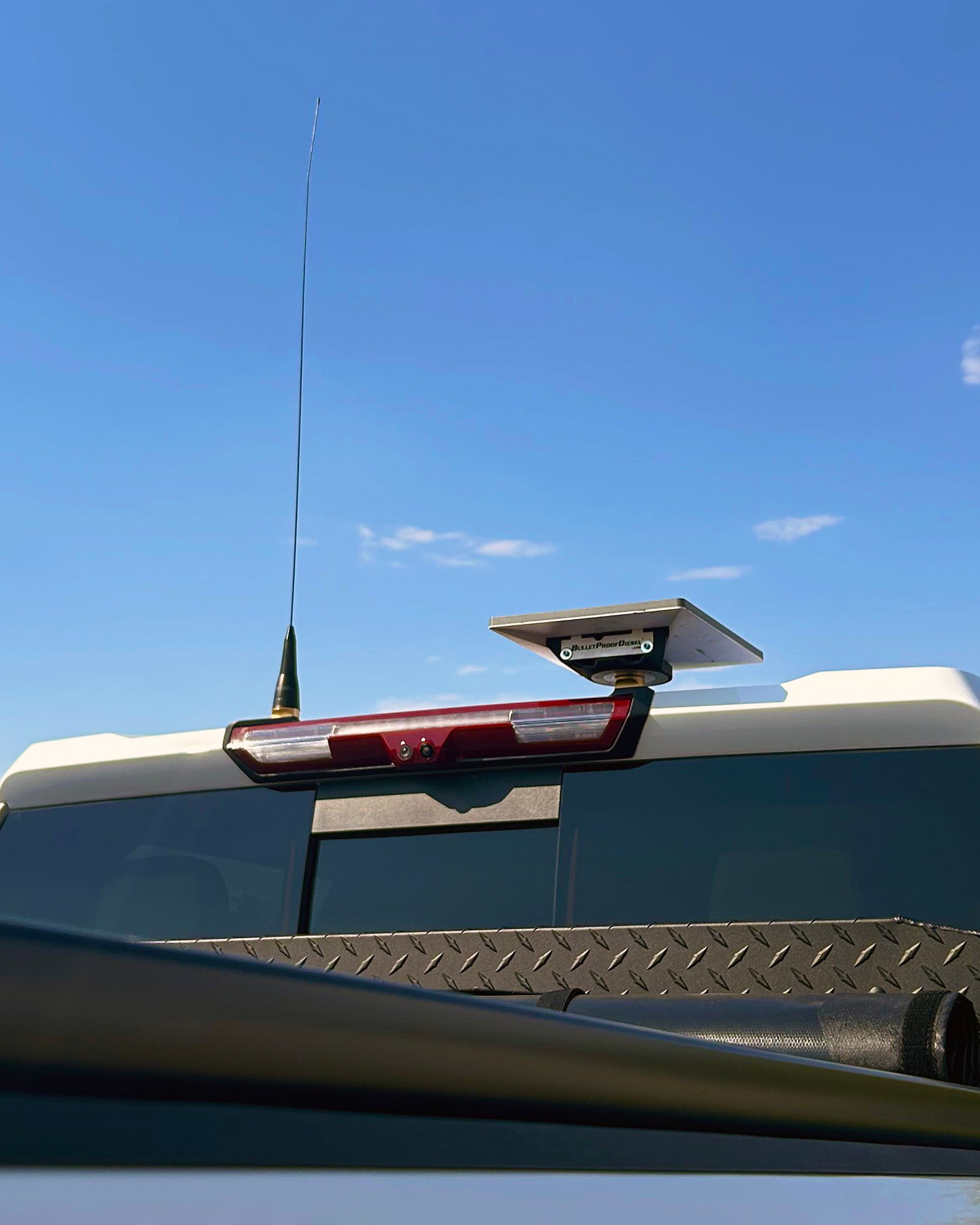 2019‑26 Chevy Silverado | GMC Sierra Dual Antenna Mount