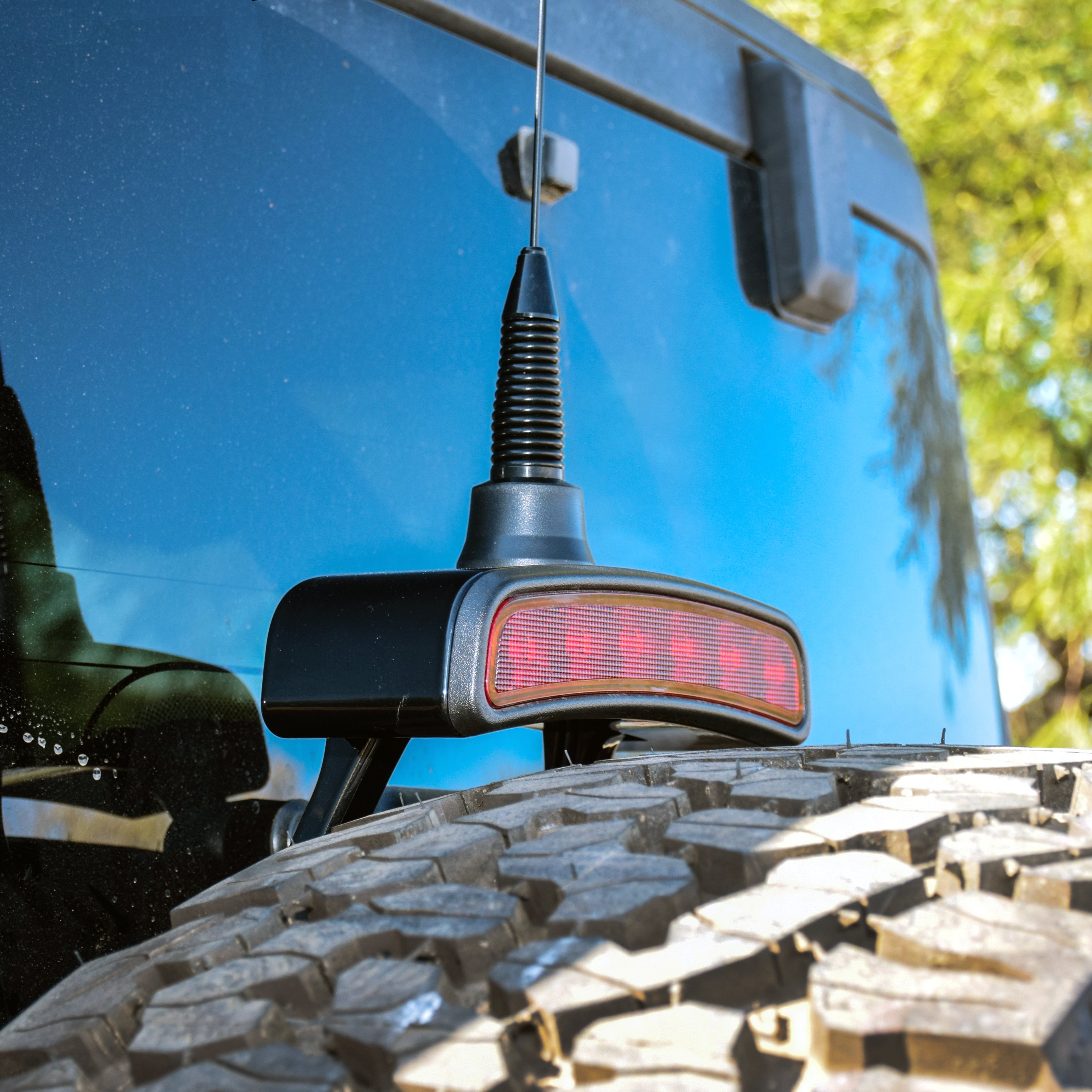 Third Brake Light Antenna Mount - 2021-2023 Ford Bronco With 35" Tire